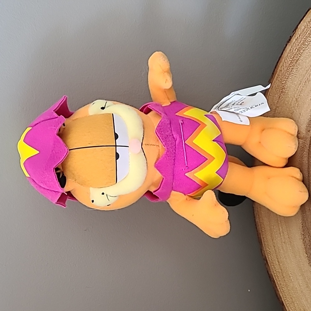 EUC Vintage Garfield Easter plush